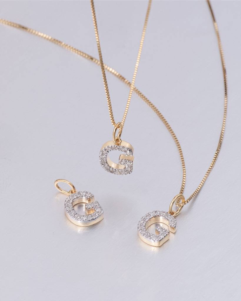 Mini Amour Diamond Initial Pendant DiaGold