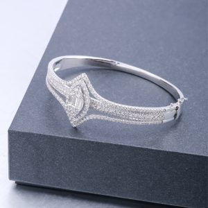 Hemane Bangle