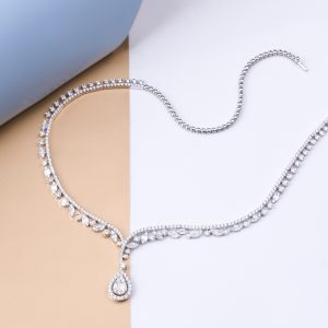 Yvie Necklace