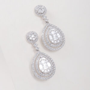 Hiven Earrings