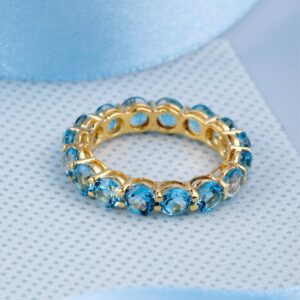 Full and Grand Blue Topaz Ring