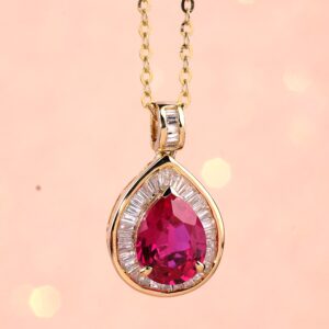 Susanne Pear Pendant