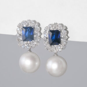 Amaryllis Earrings
